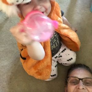 Meet your Posher, Cynthia